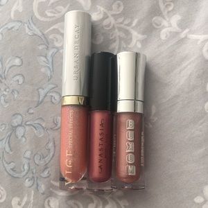 🌿NWT- High end lip bundle🌿